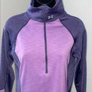 Women’s medium UA cold gear long sleeved shirt
